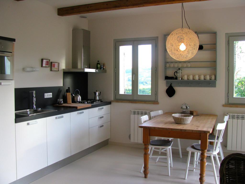 La Giravolta Country House Barchi Habitación foto